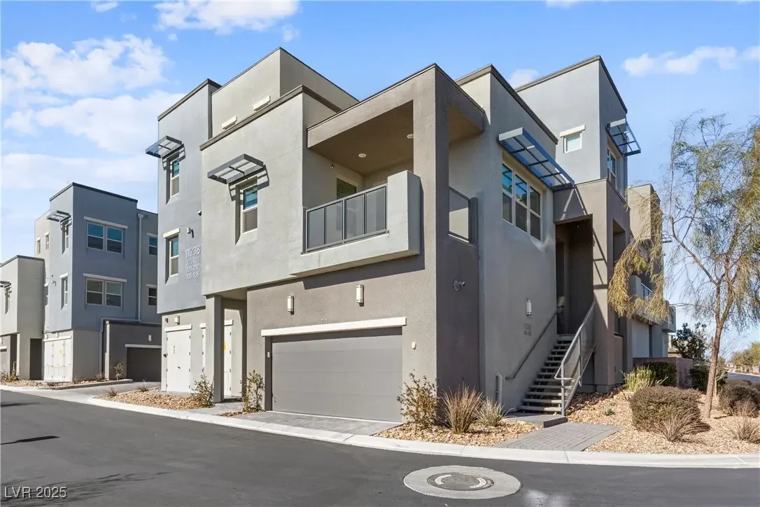 Photo of Listing #2713460