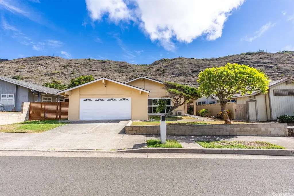 1069 Lunalilo Home Road, Honolulu