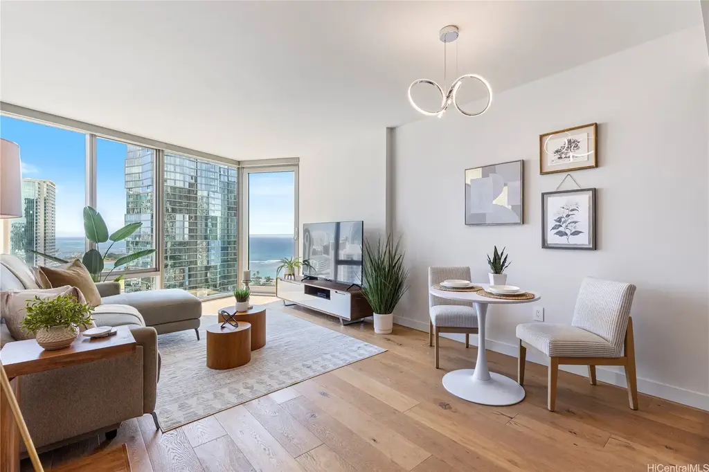 1001 Queen Street # 2504, Honolulu