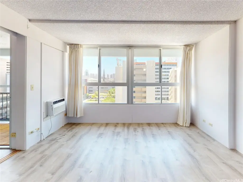 1621 Dole Street # 705, Honolulu