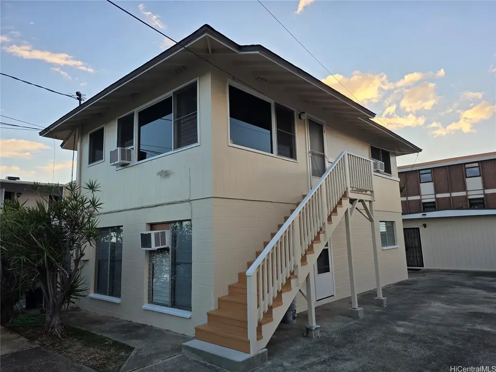 1126 1st Avenue, Honolulu