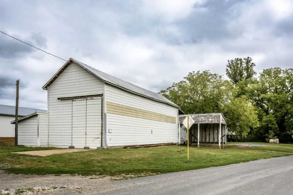 9875 Cave Hill Rd #8 Building, Mcgaheysville