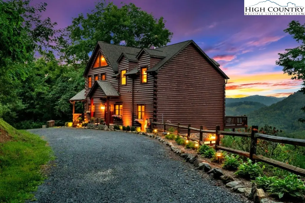 409 Jewelweed Trail, Newland