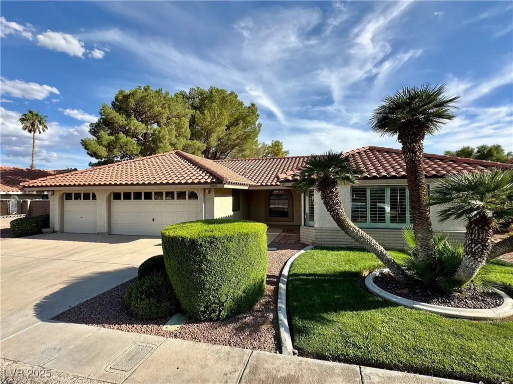 Photo of Listing #2714049