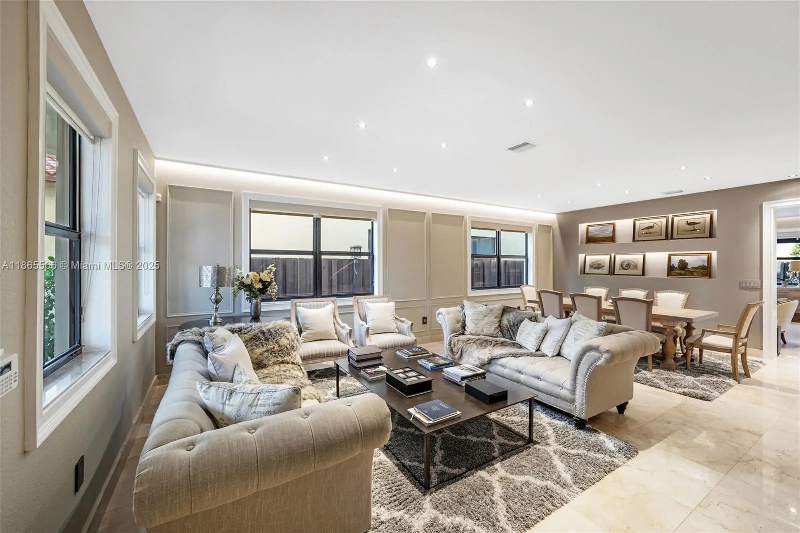 Photo of Listing #A11865566