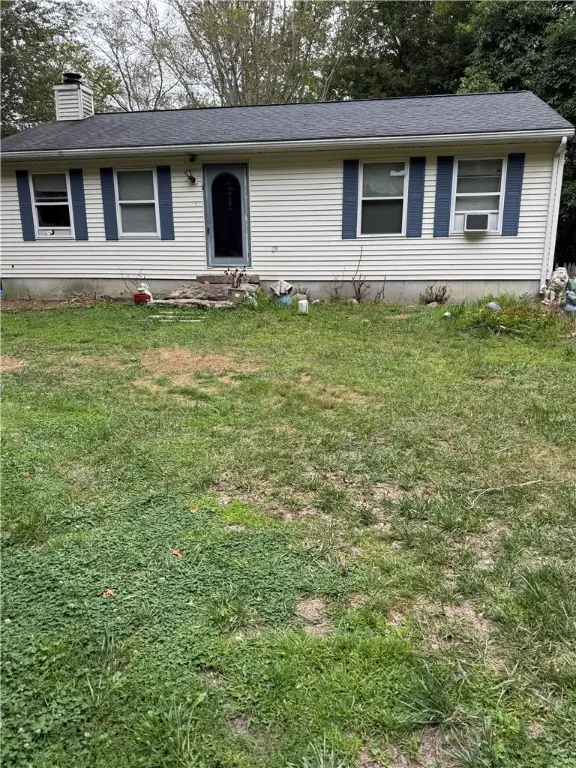 83 Long Hwy, Little Compton