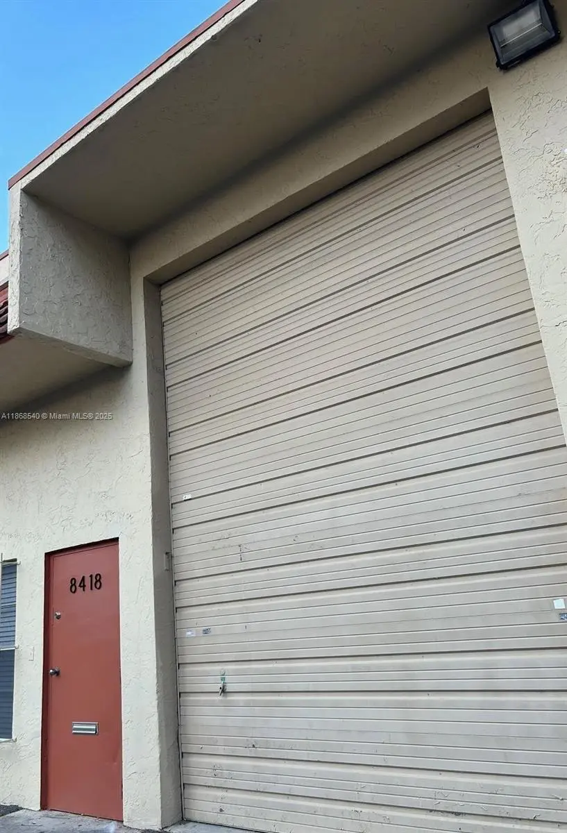 Photo of Listing #A11868540