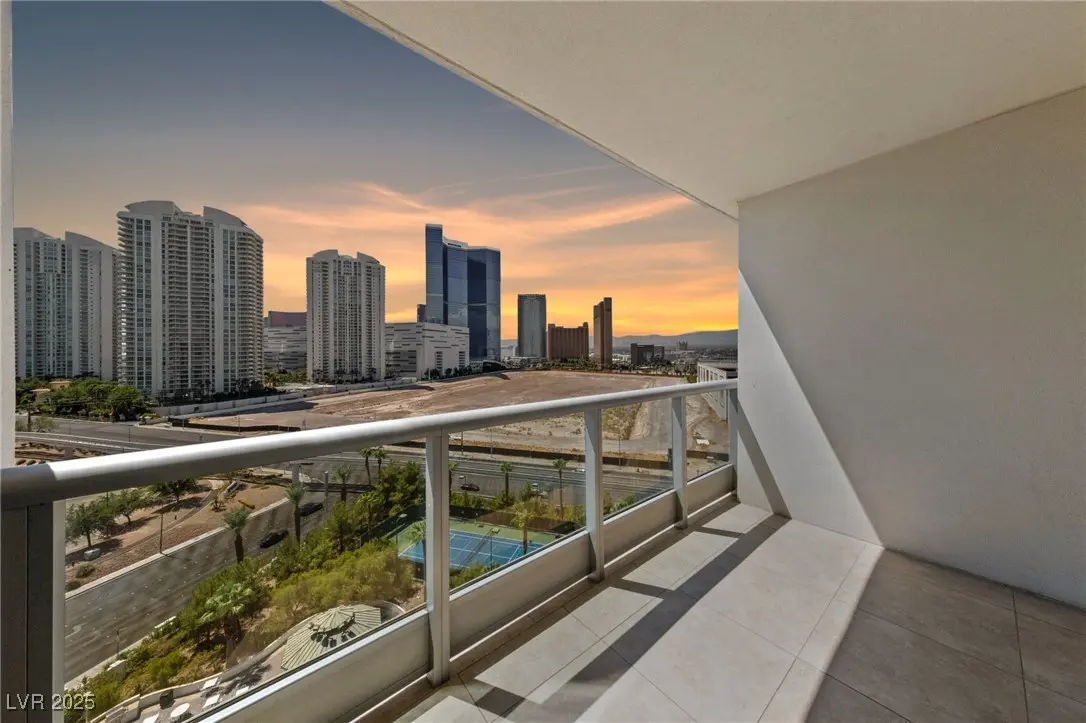 Photo of Listing #2713470