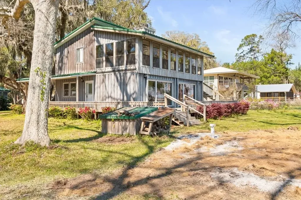 863 Hickory Bluff Road, Waverly