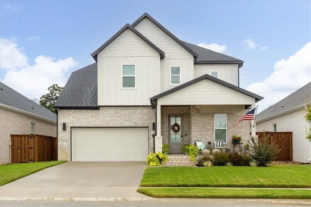 6307 Sw Beacon Street, Bentonville