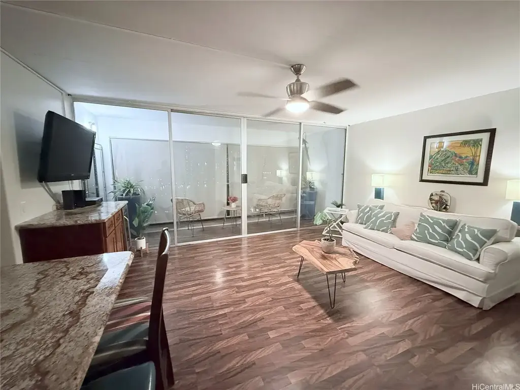 430 Keoniana Street # 904, Honolulu