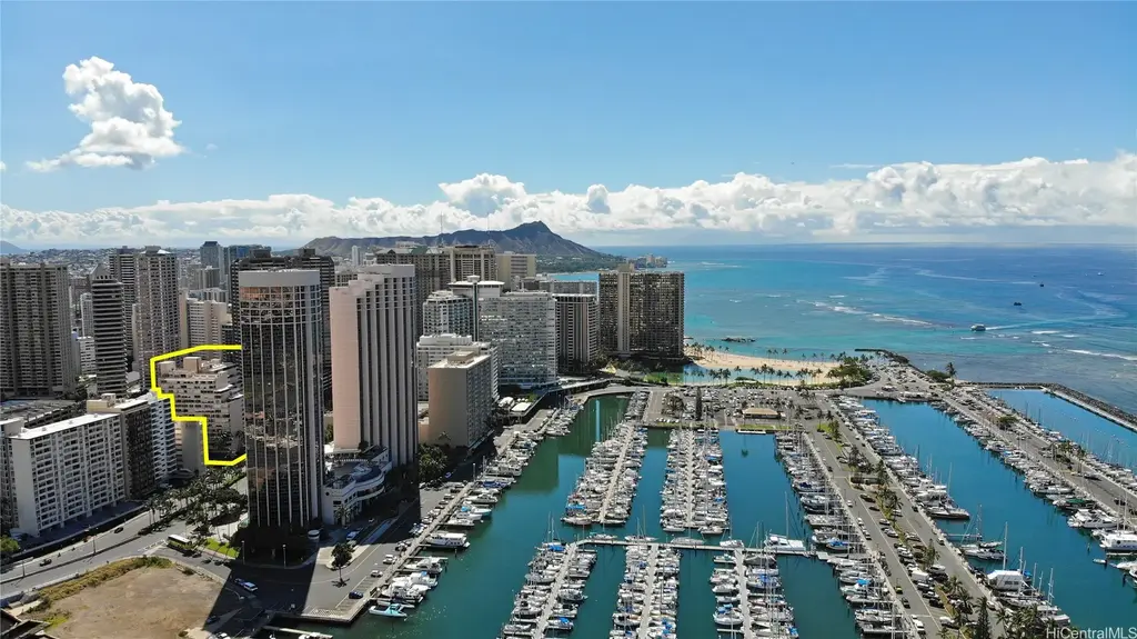 1720 Ala Moana Boulevard # 708a, Honolulu