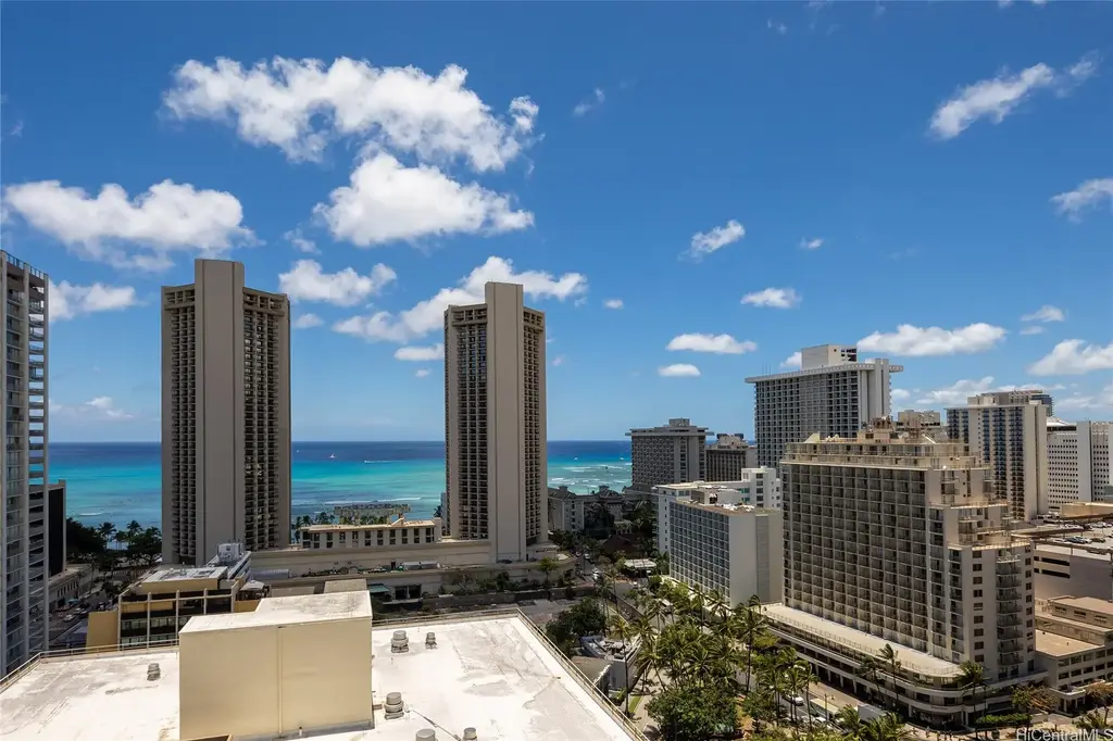2410 Cleghorn Street # 2404, Honolulu