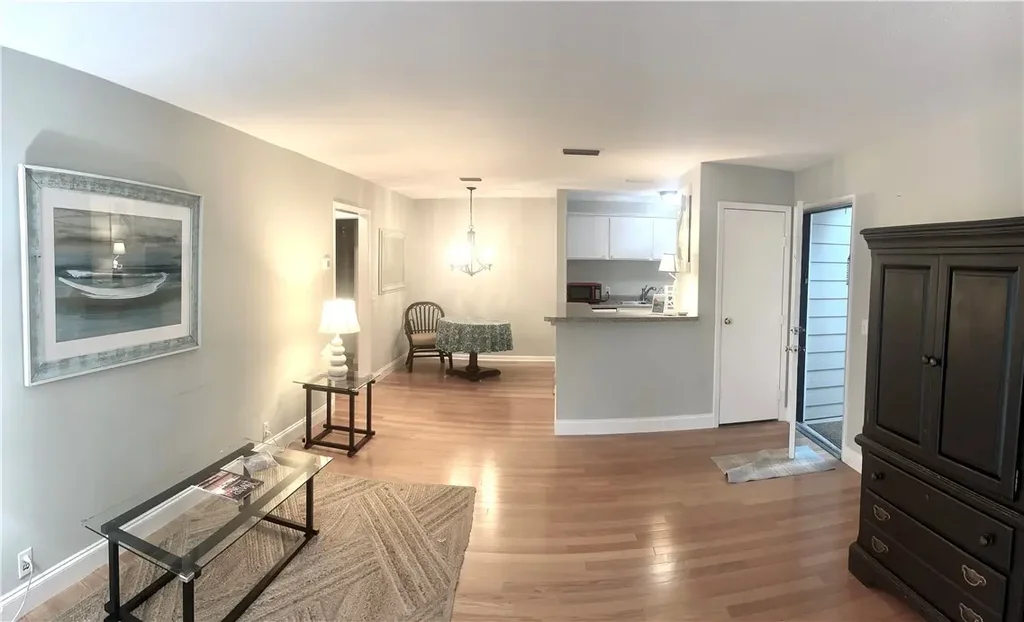 850 Mallery Street 6a, St Simons Island