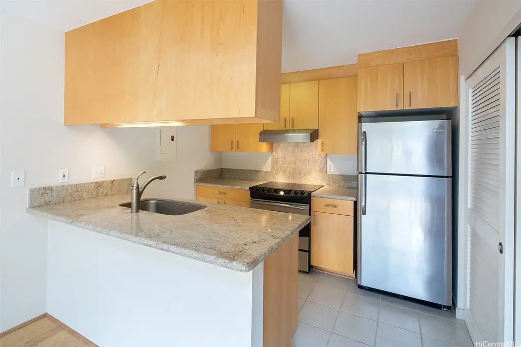 493 Mananai Place # 31v, Honolulu