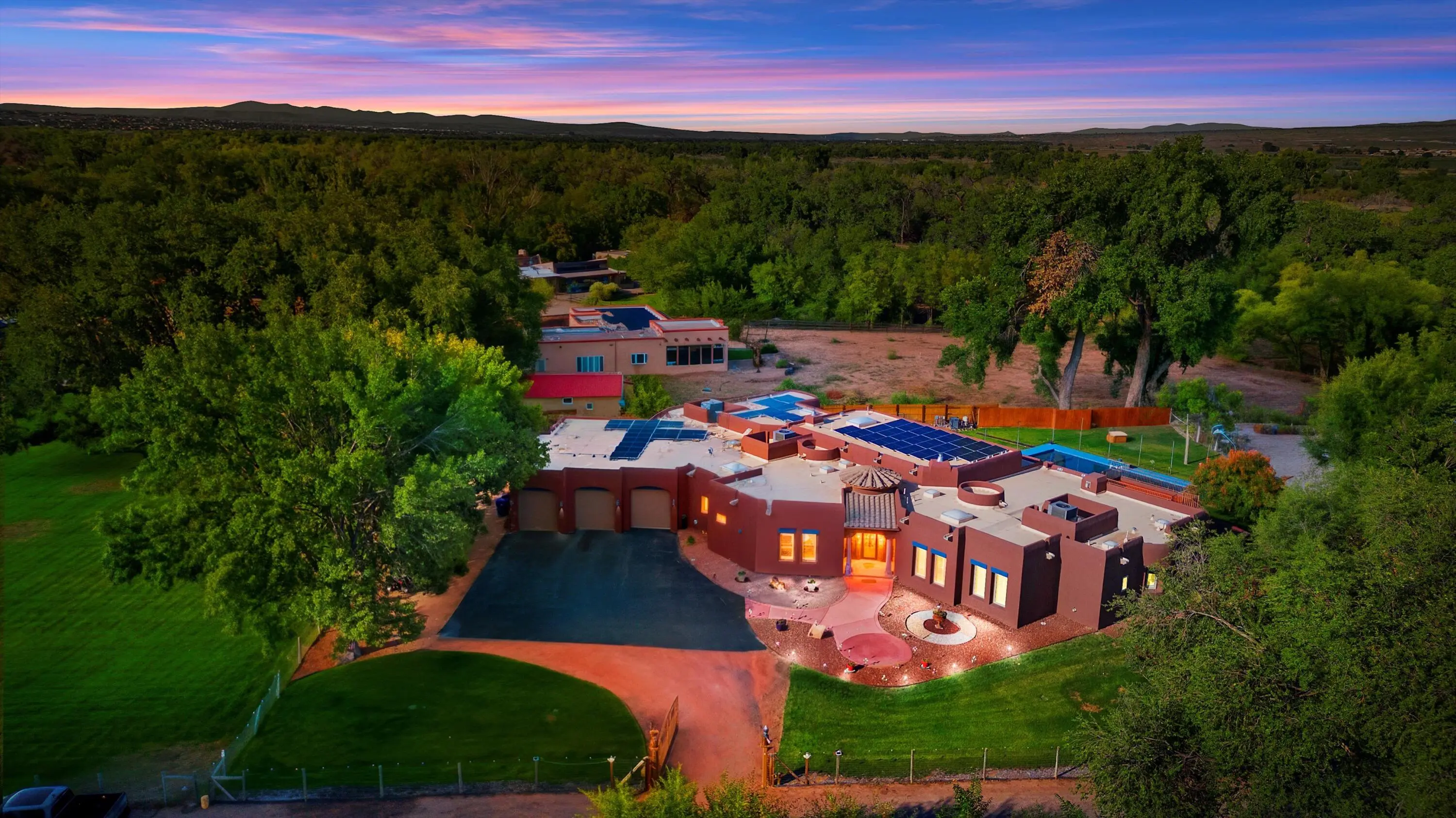 123 Sego Lane, Corrales