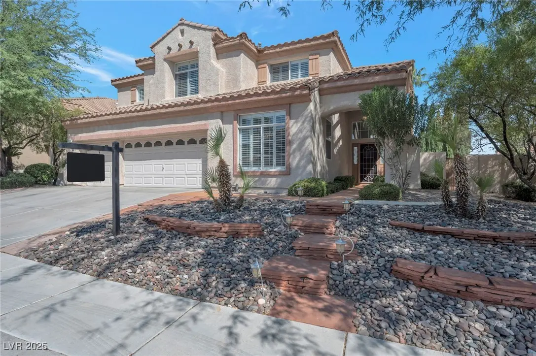 Photo of Listing #2711373