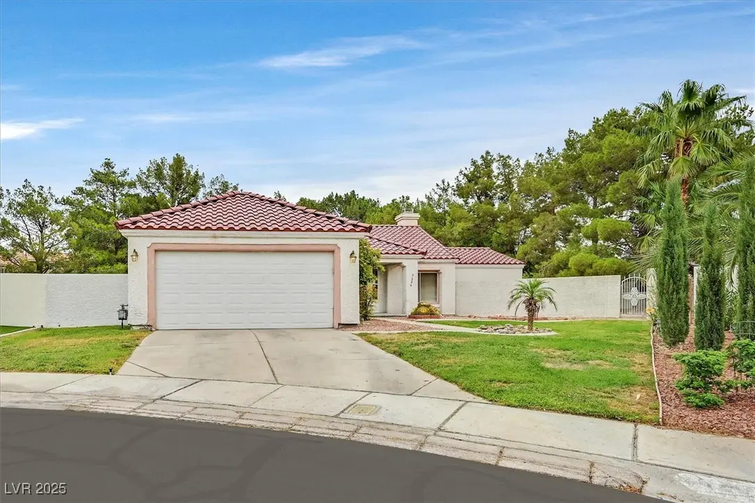 Photo of Listing #2713435