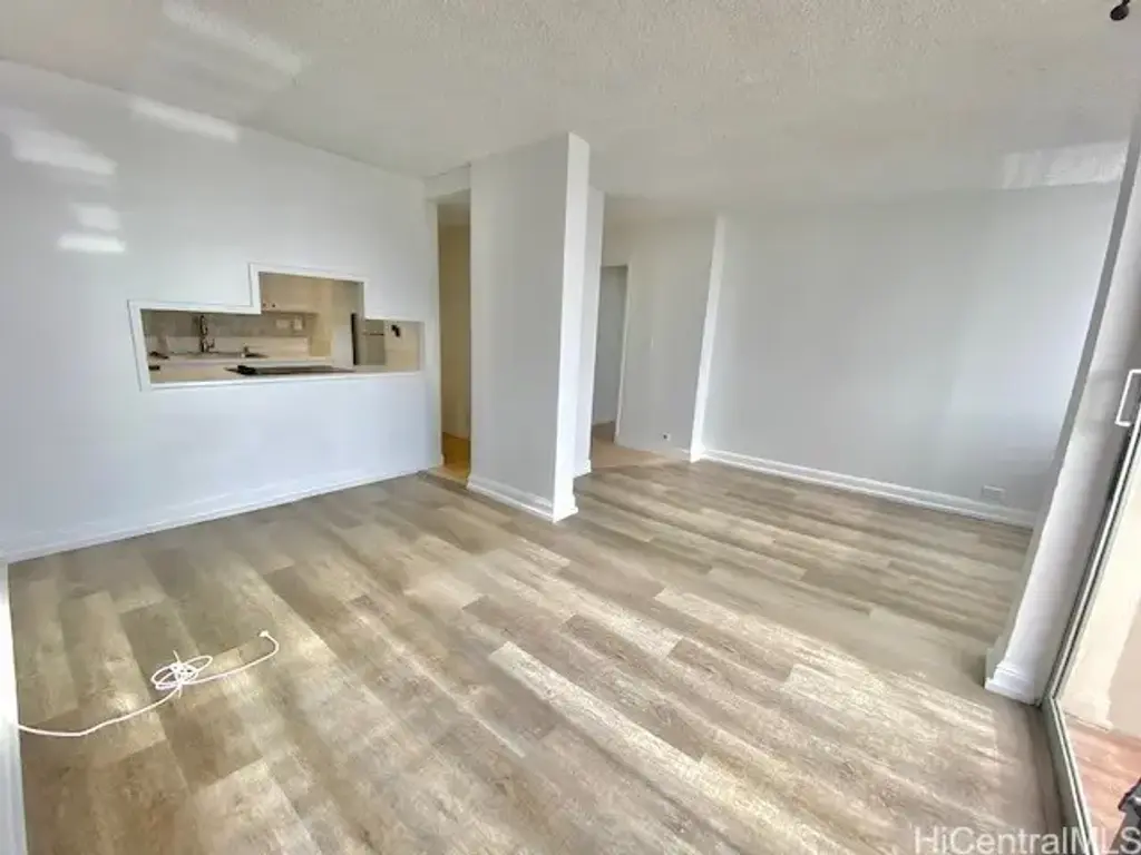 1535 Pensacola Street # 802, Honolulu