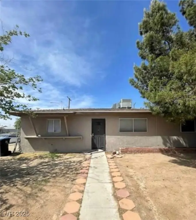 Photo of Listing #2715061