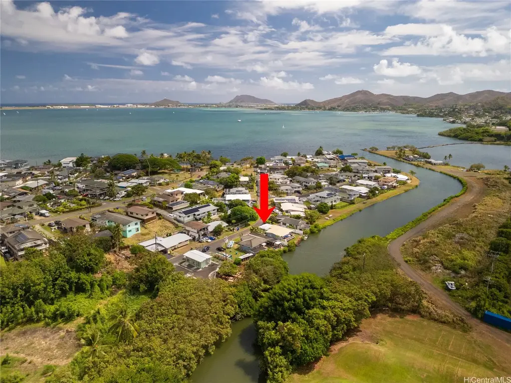 45-38 Holowai Place, Kaneohe