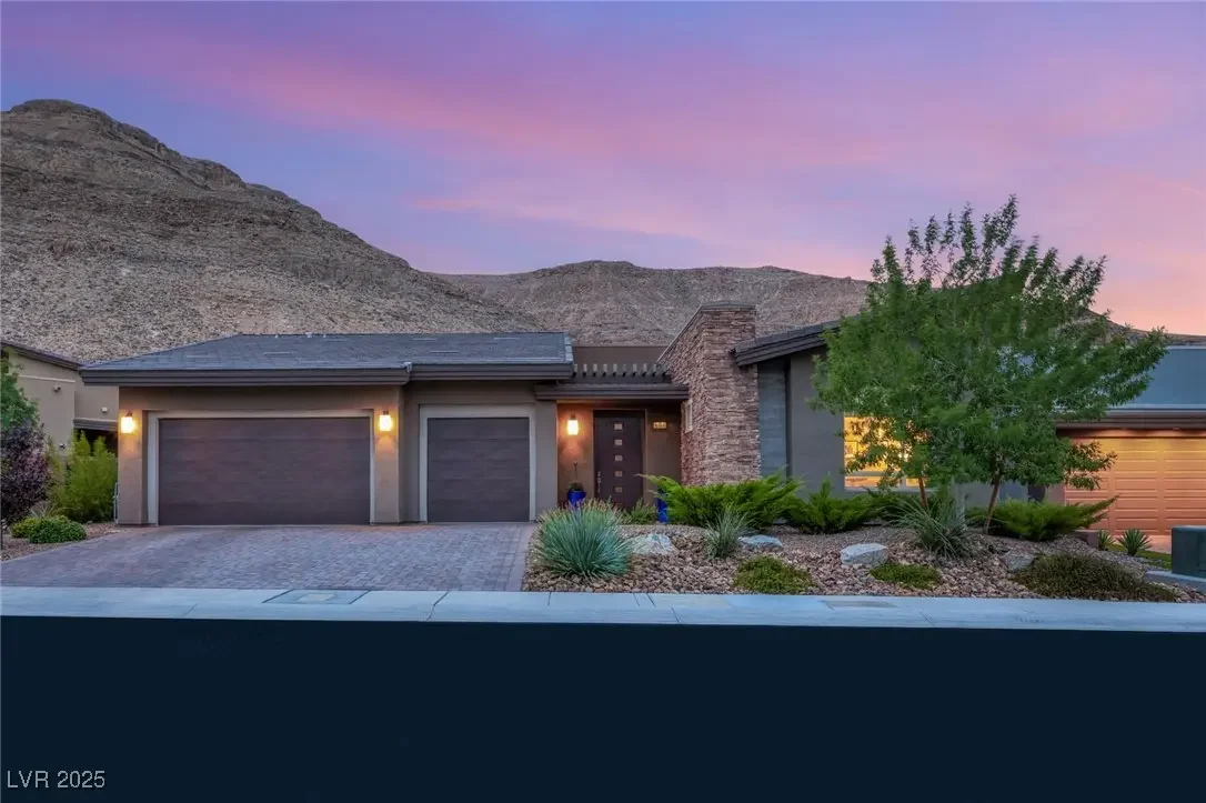 Photo of Listing #2713311