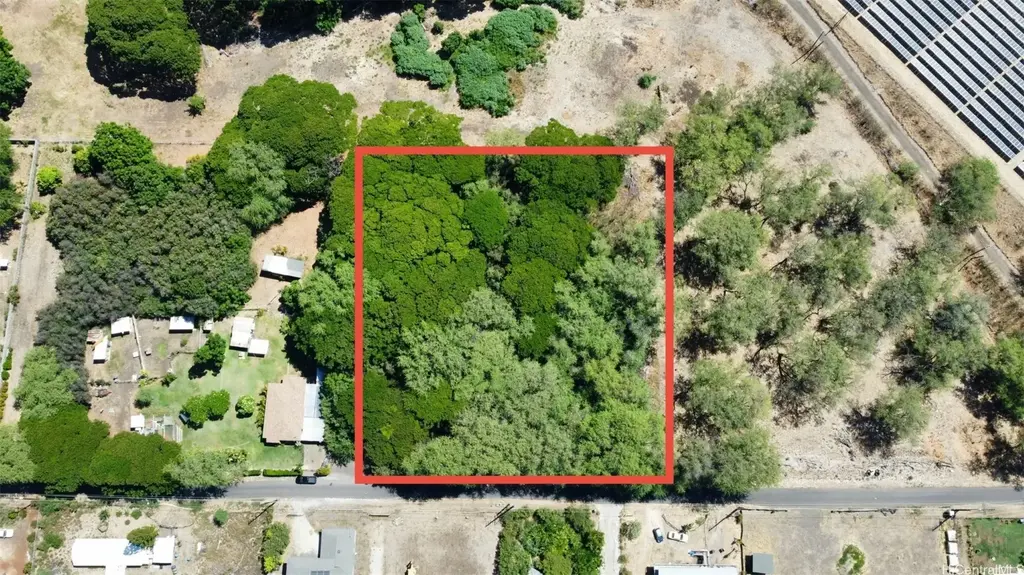 85-230 Mahinaau Road, Waianae