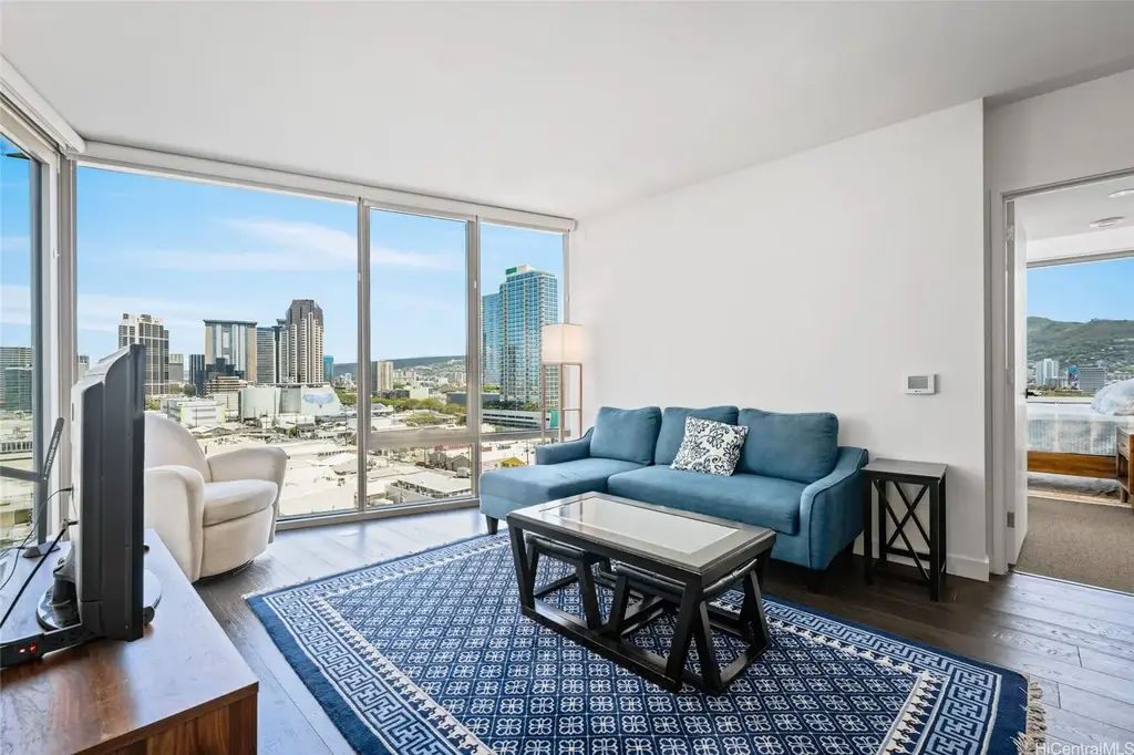 1001 Queen Street # 1015, Honolulu