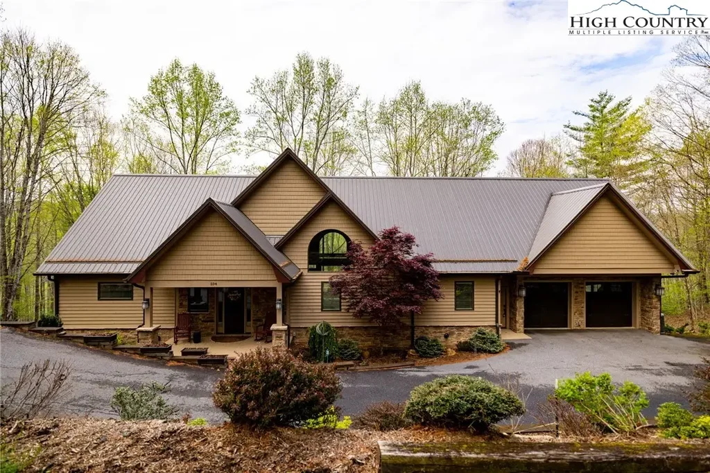 594 Village Pine Drive, Jefferson