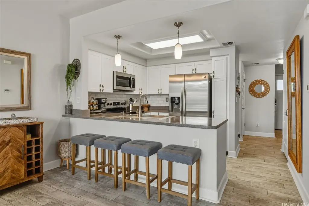92-1504 Aliinui Drive # 705, Kapolei