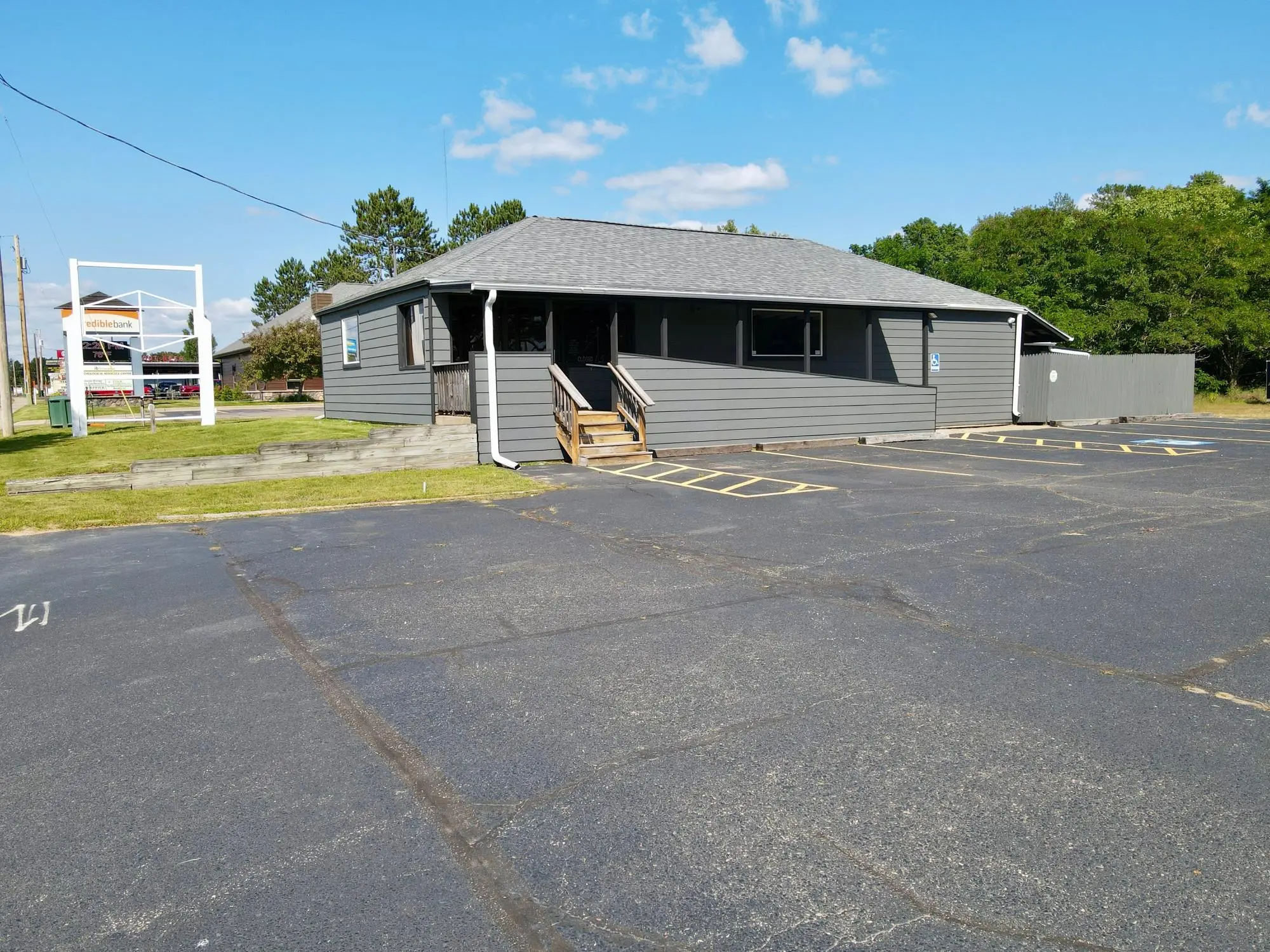 1208 4th St N, Tomahawk