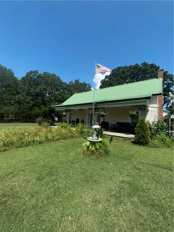 420 W 5th, Plainview