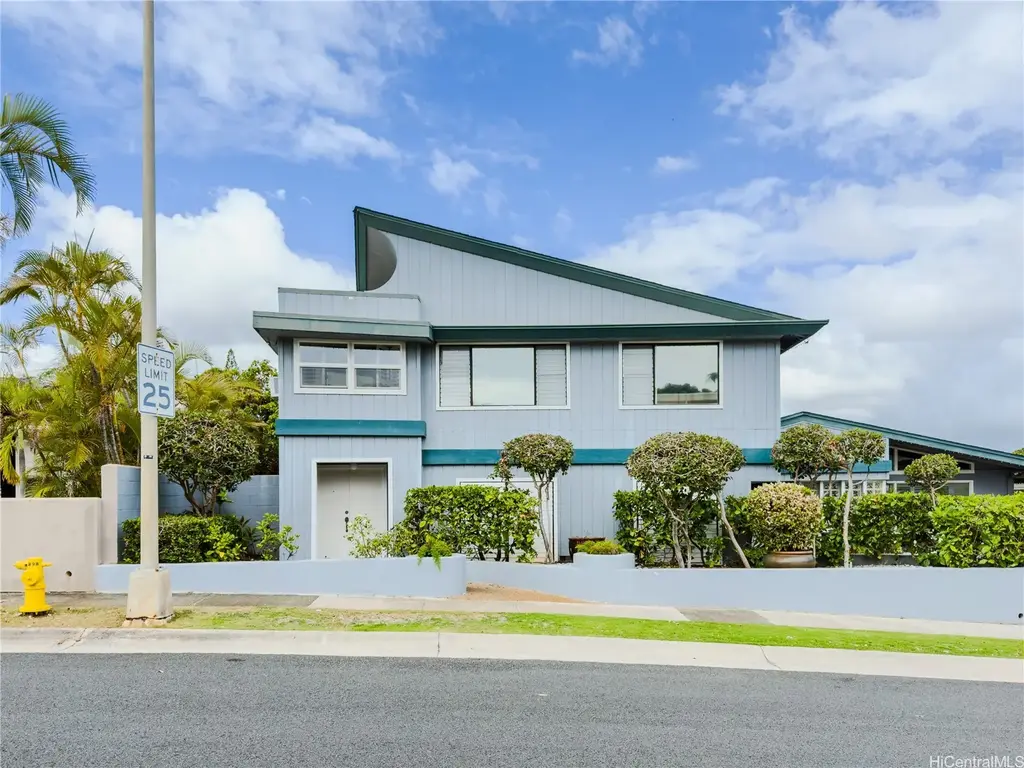 427 Paumakua Place, Kailua
