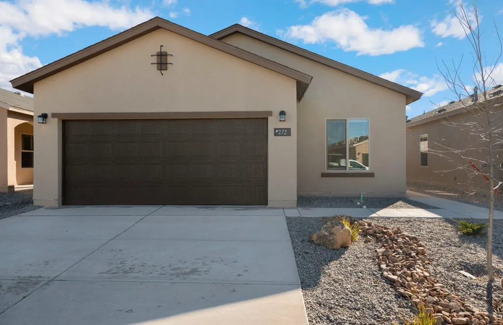 272 Prism Avenue Sw, Rio Rancho