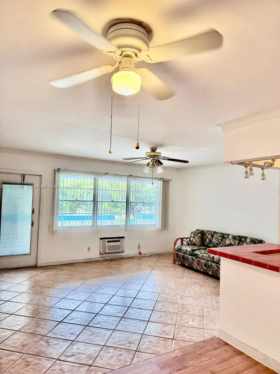 Photo of Listing #A11872084