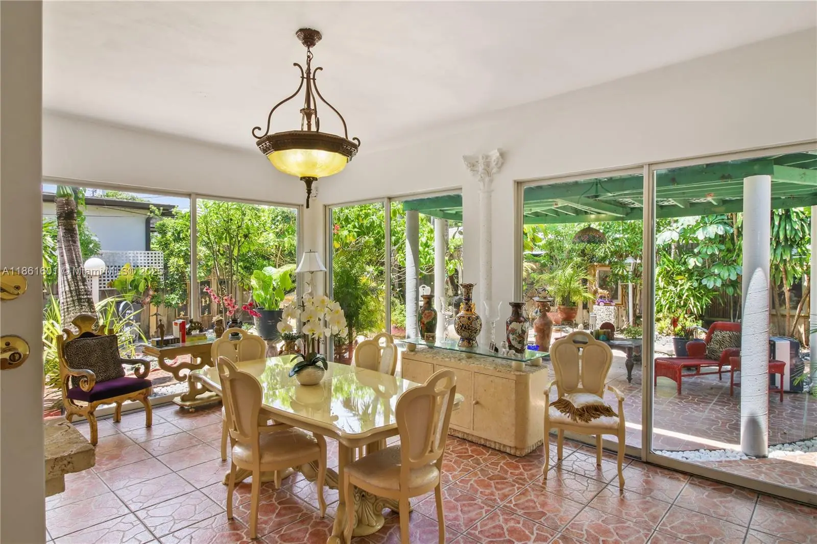 Photo of Listing #A11861601