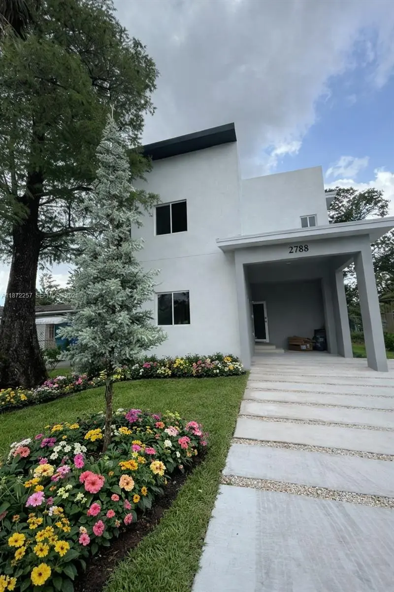 Photo of Listing #A11872257