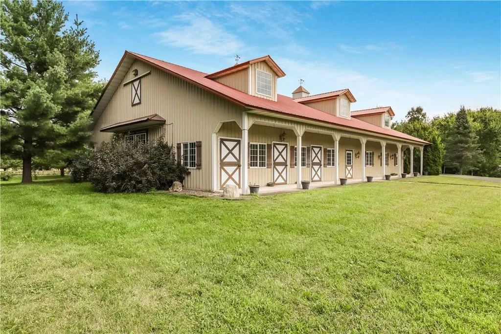 10351 Hwy 27, Cadott