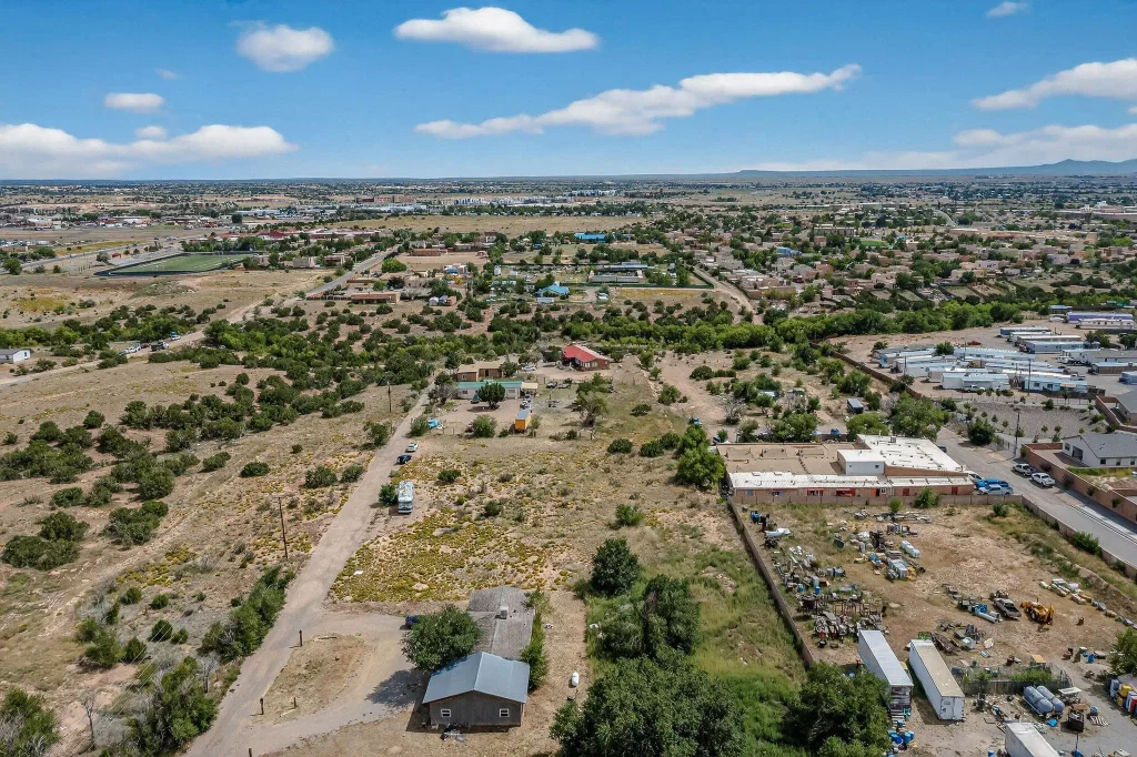 3974 Fields, Santa Fe