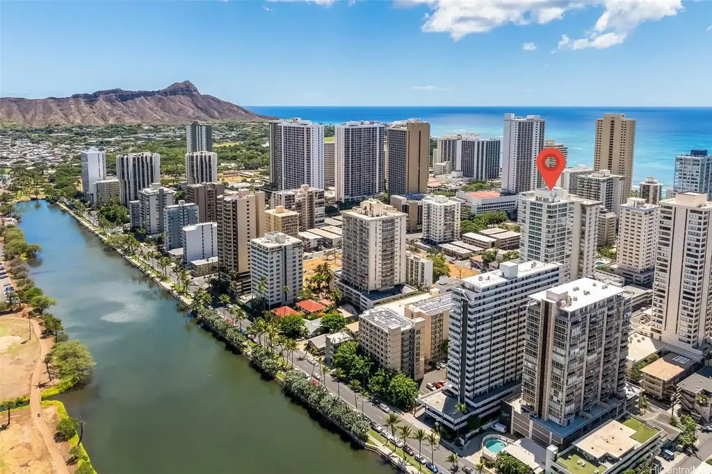2421 Tusitala Street # 1804, Honolulu