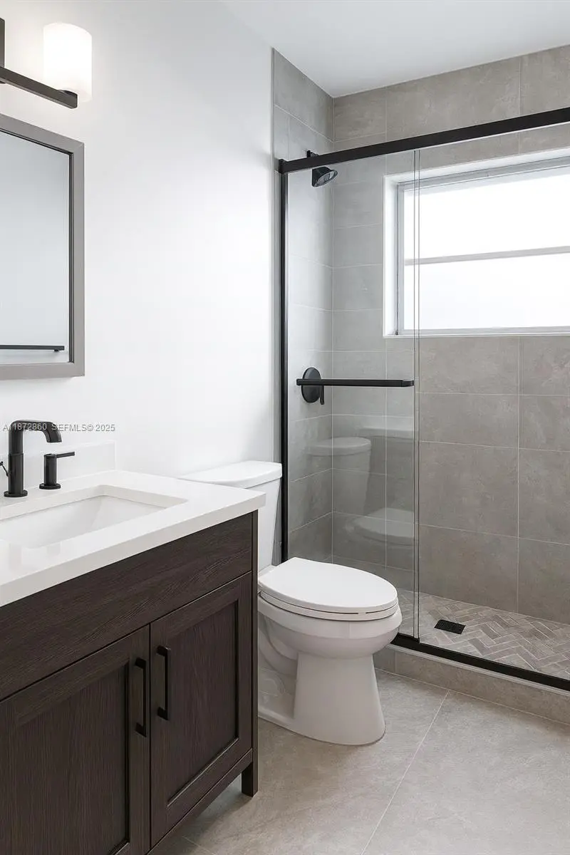 1265 Ne 138th St, North Miami