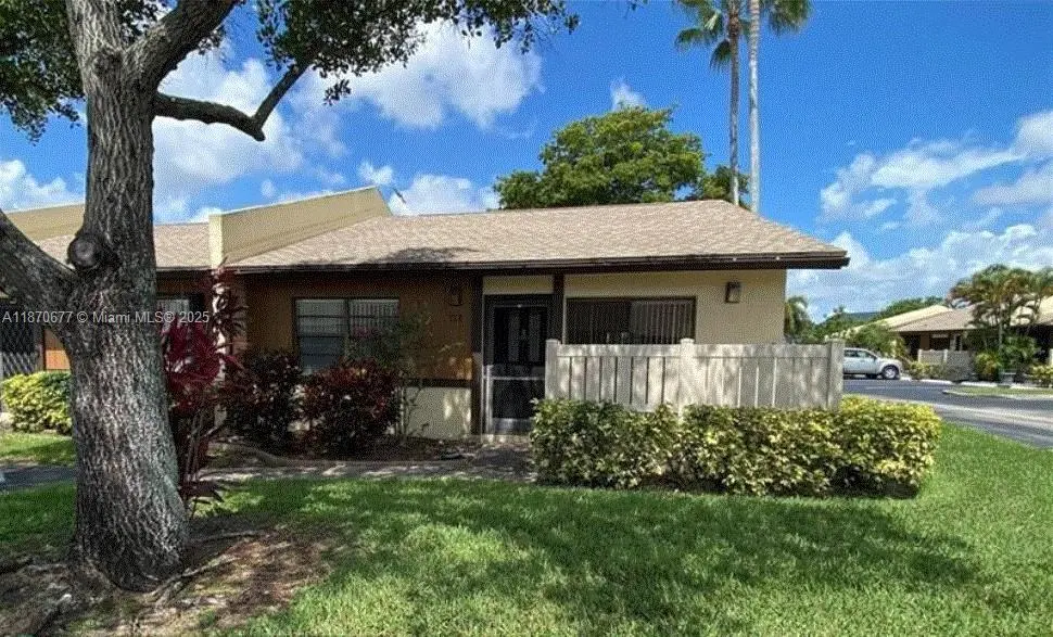 Photo of Listing #A11870677