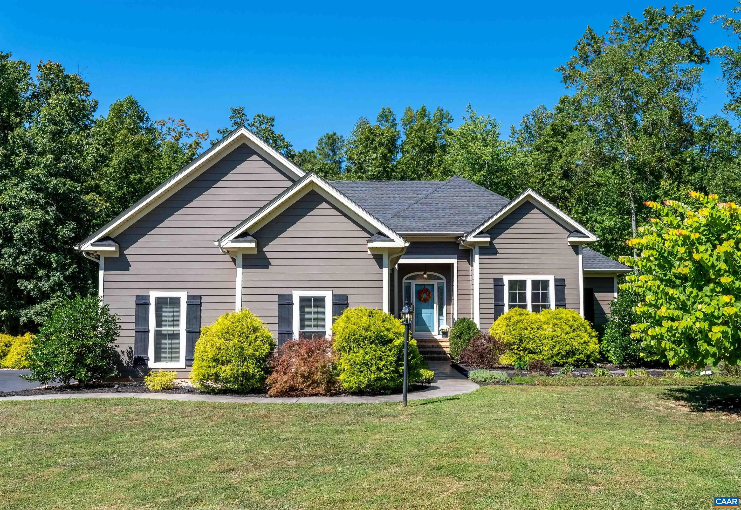 184 Walnut View Dr, Troy