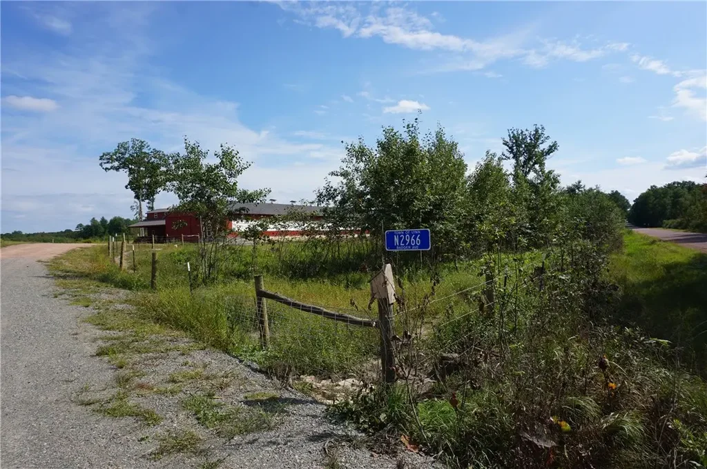 N2966 Badger Avenue, Granton