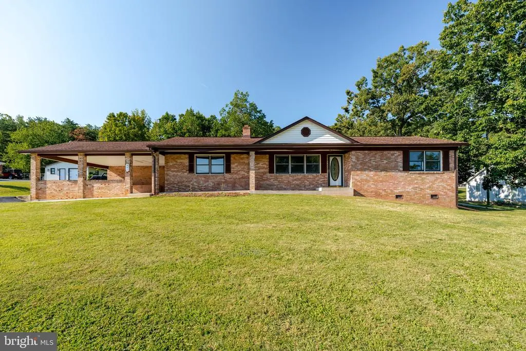 841 Judy Lane Ext, Stanley