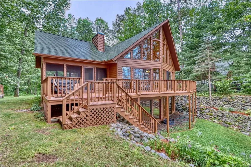 14448w Lake Drive, Hayward