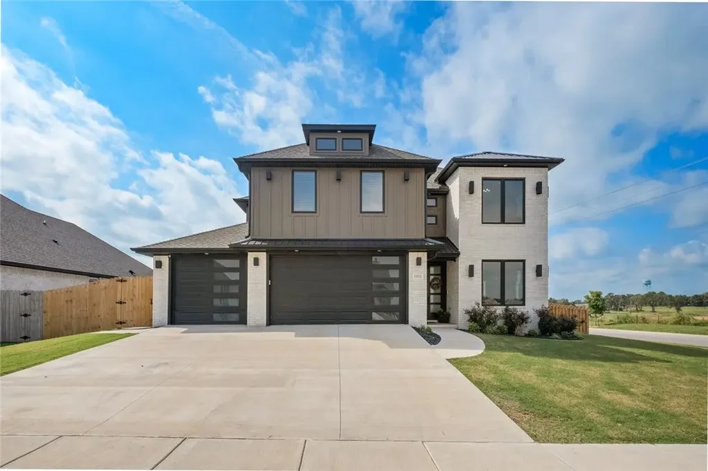 1911 Gaines Street, Pea Ridge