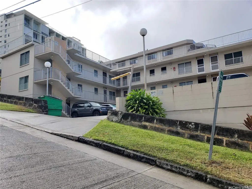 1611 Miller Street # 302, Honolulu
