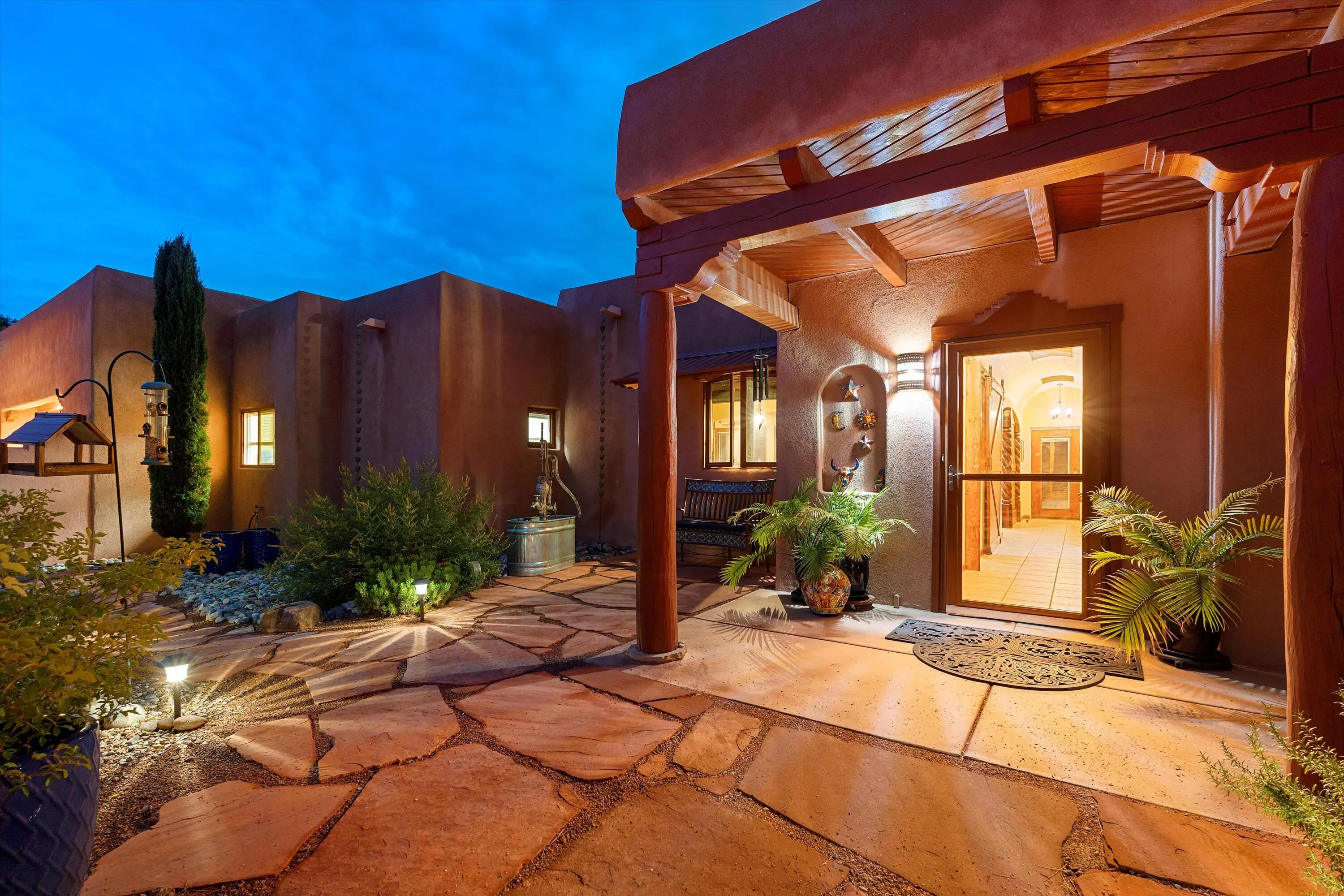 110 Camino Rayo Del Sol, Corrales