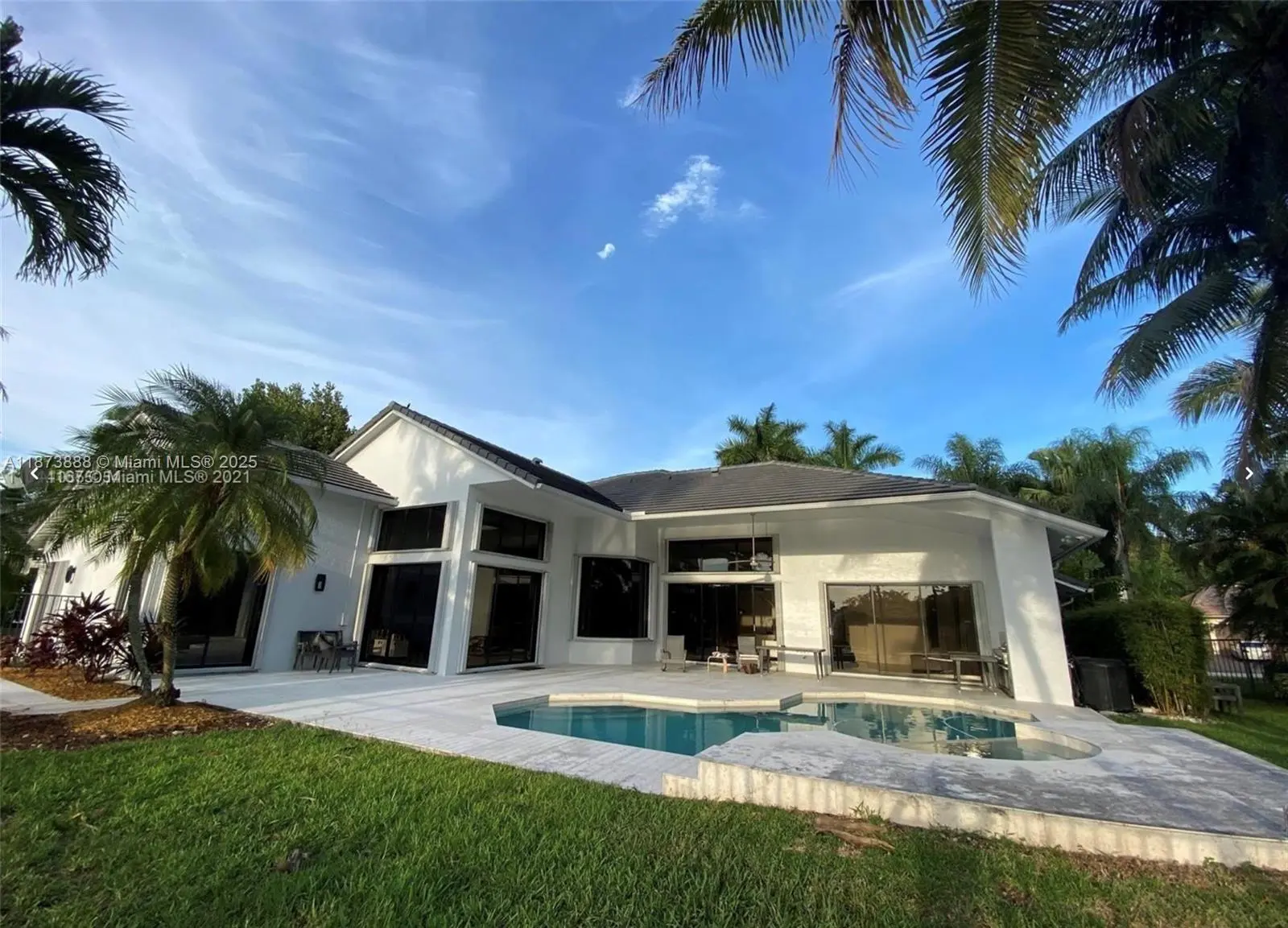 Photo of Listing #A11873888